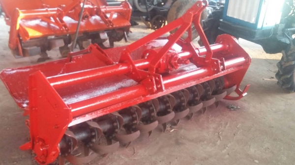 ขอบคุณพี่จาก จ.ราชบุรี ครับขายโรตารี่วิเชียร ขนาด1.9ม. พร้อมยอยปั่น พร้อมใช้งาน