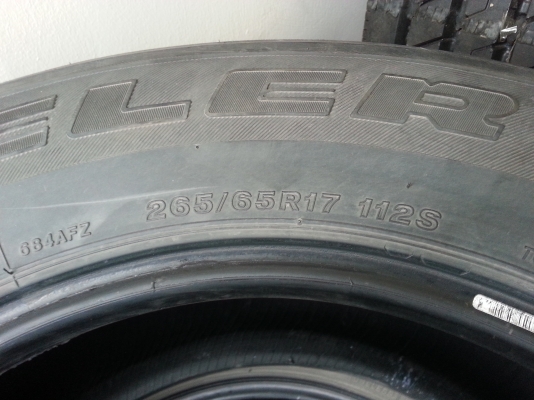 ขายเหมา4เส้น2,500บาทยางรถยนต์265-65- R17 BRIDGESTONE D684 II ปี2013