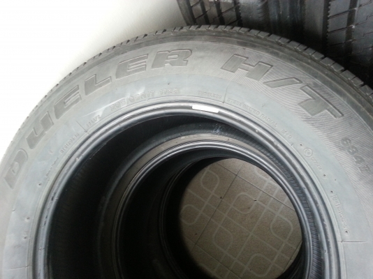 ขายเหมา4เส้น2,500บาทยางรถยนต์265-65- R17 BRIDGESTONE D684 II ปี2013