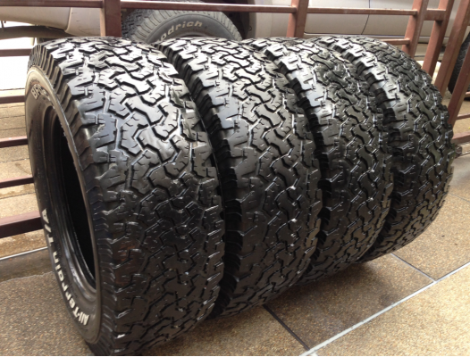 ยาง All BF Goodrich 265 65 17 กลางปี13 ดอกเยอะ ใช้ยาว ราคาไม่แพง