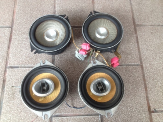 ลำโพง4นิ้วโครงหล่อ PIONEER กับ CLARION เก่าญี่ปุ่นเก่าสภาพดีคู่ละ