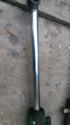 ขายกระบอกอาร์มกับกระบอกบุ้งกี้ รถแมคโค PC-30-7 สภาพสวยของถอดจากตัวรถ