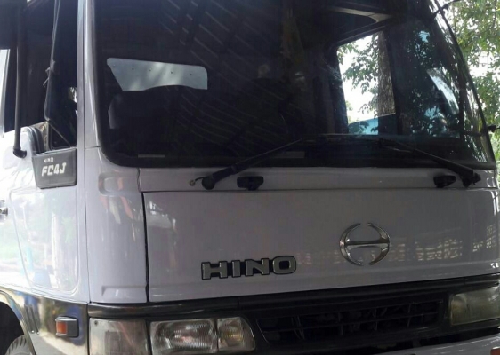 หกล้อ ฮีโน่ FC4J145ปี39 ตู้แห้ง ช่วงยาว 5.50ม สภาพดีสวยบางเดิมพร้อมใช้งาน ทะเบียนพร้อมโอน