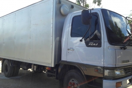 หกล้อ ฮีโน่ FC4J145ปี39 ตู้แห้ง ช่วงยาว 5.50ม สภาพดีสวยบางเดิมพร้อมใช้งาน ทะเบียนพร้อมโอน