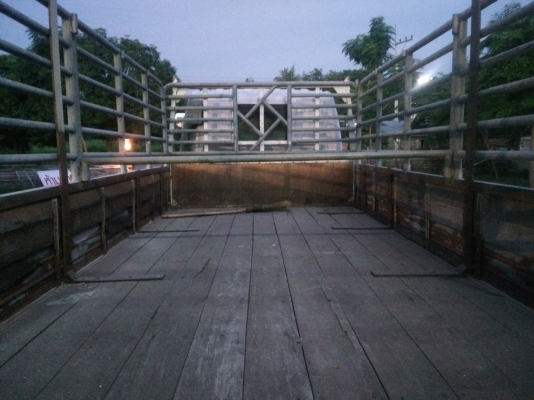 ขายหกล้อ4เจปี43รถมือเดียวออกจากศูนย์เลยรถเดิมๆไม่เคยชนไม่เคยทำสีเลยคับสวยจริงๆ ขายหกล้อ4เจปี43รถมือเดียวออกจากศูนย์เลยรถเดิมๆไม่เคยชนไม่เคยทำสีเลยคับสวยจริงๆ