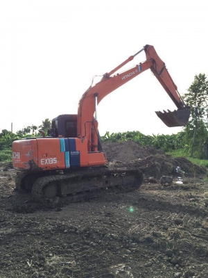 ขาย 725,000 Hitachi เก่านอก 2 ปี  EX120-2 12,000 ชั่วโมง  ไฟฟ้า ครบ   แอร์เย็น  เครื่องดี ปั้มดี โซ่หนา เอกสารใบซื้อขาย รถสวยพร้อมใช้   รถอยู่ นครปฐม 090-772-3710 090-772-3708