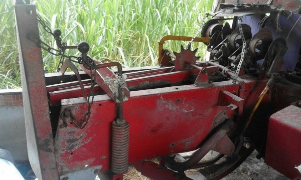 ขายเครื่องอัดฟาง นิวฮอนแลน 276 ราคาเบาๆ