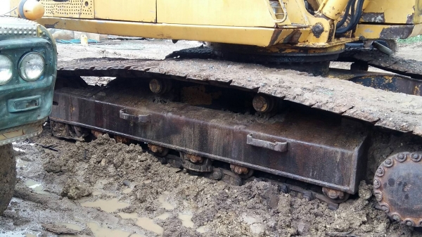 ขาย 650,00 KOMATSU pc 200-5 คอลโทนสั้น เครื่องดี ปั้มแรงไฟฟ้าตัด ช่วงล่างเต็ม แอร์หนาว รถสวยพร้อมใช้ 090-772-3710 090-772-3708 ขาย 650,00 KOMATSU pc 200-5 คอลโทนสั้น เครื่องดี ปั้มแรงไฟฟ้าตัด ช่วงล่างเต็ม แอร์หนาว รถสวยพร้อมใช้ 090-772-3710 090-772-3708
