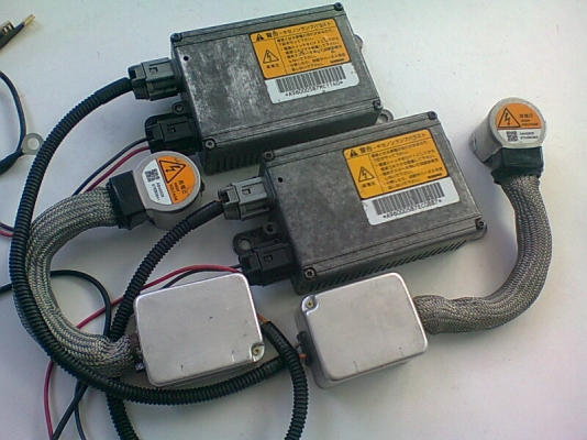บัลลาสต์ไฟ XENON NISSAN MADE IN JAPAN D2R D2S บัลลาสต์ไฟ XENON NISSAN MADE IN JAPAN D2R D2S
