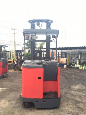 ขายโฟล์คลิฟท์ไฟฟ้า ยืนขับ NICHIYU รุ่นล่าสุด 4พันชั่วโมง ยกน้ำหนัก 2.5 ตัน ยกสูง 650ซม. พร้อมใช้งาน สภาพดีมากๆ แถมฟรีตู้ชาร์จ!! 320,000 โทร 094-4267888 จะเด็ด