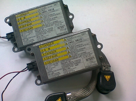 บัลลาสต์ไฟ XENON แท้ 100\% MITSUBISHI  MADE IN JAPAN