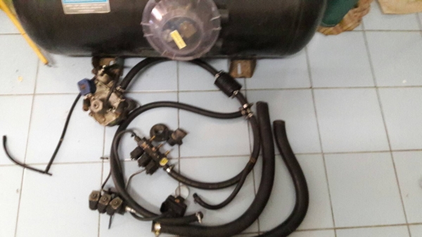 ขายถังแก๊สรถยนต์และอุปกรณ์