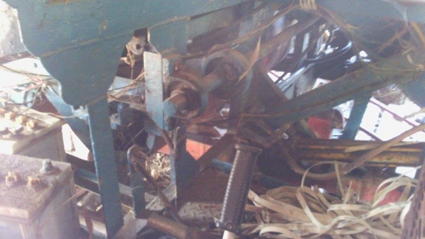 ขายรถเกี่ยวข้าวรองกระสอบ เครื่อง 6HE1 195 แรง แจ่มๆ