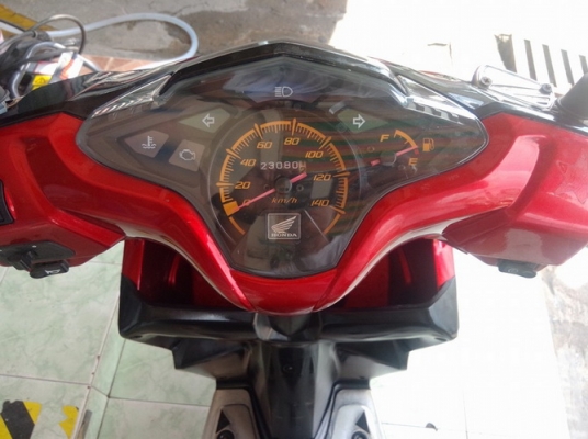 Honda Click110i สี ดำ-แดง หัวฉีดประหยัดน้ำมัน เครื่องเดิมๆ ราคาถูกครับ Honda Click110i สี ดำ-แดง หัวฉีดประหยัดน้ำมัน เครื่องเดิมๆ ราคาถูกครับ