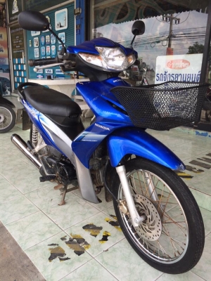 Honda Wave110i รถปี53 หัวฉีดประหยัดน้ำมัน สีน้ำเงิน-เทา ราคาถูกๆพร้อมใช้งาน Honda Wave110i รถปี53 หัวฉีดประหยัดน้ำมัน สีน้ำเงิน-เทา ราคาถูกๆพร้อมใช้งาน