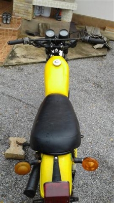 ขาย DT100 ออกใบซื้อขายเครื่องดีพอใช้โครงไม่ดามคันสตาร์ทคันเกียร์ไม่เชื่อมเหมาะเอาไปปั้นต่อ ขาย 8900