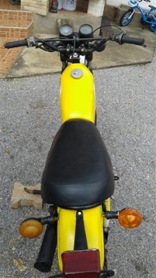 ขาย DT100 ออกใบซื้อขายเครื่องดีพอใช้โครงไม่ดามคันสตาร์ทคันเกียร์ไม่เชื่อมเหมาะเอาไปปั้นต่อ ขาย 8900