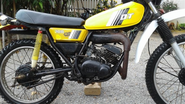 ขาย DT100 ออกใบซื้อขายเครื่องดีพอใช้โครงไม่ดามคันสตาร์ทคันเกียร์ไม่เชื่อมเหมาะเอาไปปั้นต่อ ขาย 8900