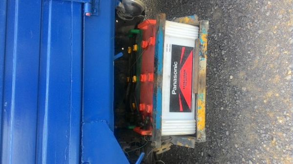 ขายหกล้อ ขายหกล้อ