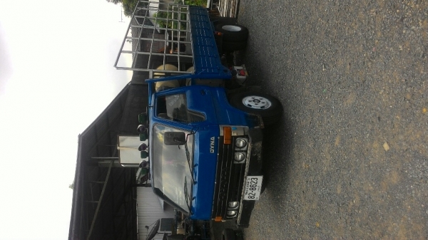 ขายหกล้อ ขายหกล้อ