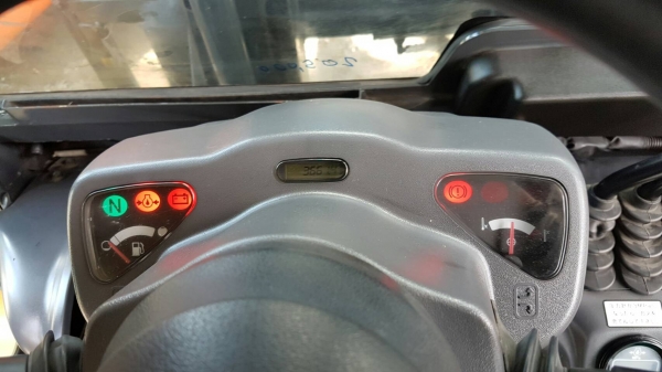 ขายด่วนรถยกKOMATSU-FG20-15ยก2.0ตันเกียรออโต้มีตู้เก๋งยางหน้าคู้งายาว188ซ.มรถนอกเพิ่งนำเข้ามายังไม่เคยใช้งานในเมืองไทยเลย ขายด่วนรถยกKOMATSU-FG20-15ยก2.0ตันเกียรออโต้มีตู้เก๋งยางหน้าคู้งายาว188ซ.มรถนอกเพิ่งนำเข้ามายังไม่เคยใช้งานในเมืองไทยเลย