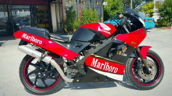 Bigbike 4สูบ Honda VFR 400 CC NC24 โปรอาร์ม สีสวย Bigbike 4สูบ Honda VFR 400 CC NC24 โปรอาร์ม สีสวย
