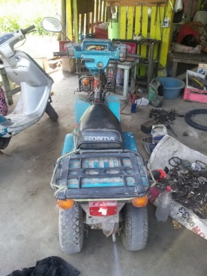 รถบ๊อป Gyro X 3ล้อ และ Honda ป๊อบเท็ก