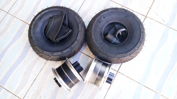 ขายล้อ 10 นิ้ว 1 คู่สำหรับรถไฟฟ้า รถมินิไบท์