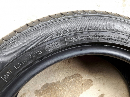 ยางDEESTONE 185 55R16 ปี2015สภาพสวยมากๆ ดอกเต็มๆ95\%คุ้มจริงๆถูกมากๆ