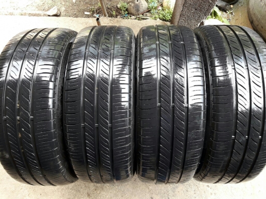 ยางDUNLOP 205 55R16 ปี2015 สภาพสวยมากๆ ดอกเยอะเยอะมากๆ ไม่มีปะคุ้มสุดๆไม่แพง