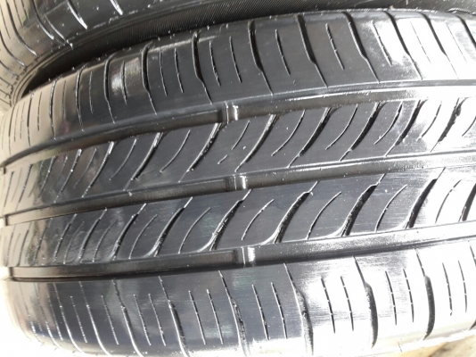 ยางDUNLOP 205 55R16 ปี2015 สภาพสวยมากๆ ดอกเยอะเยอะมากๆ ไม่มีปะคุ้มสุดๆไม่แพง