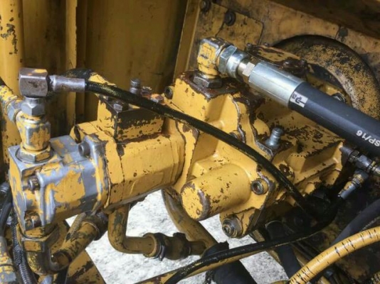 ขาย!! >>> CAT E70B <<< พร้อมใช้งานไฟฟ้าครบ มีลายหัวเจาะ คอนโทลนสั้น ทำงานดี ราคา 430,000 บาท ขาย!! >>> CAT E70B <<< พร้อมใช้งานไฟฟ้าครบ มีลายหัวเจาะ คอนโทลนสั้น ทำงานดี ราคา 430,000 บาท