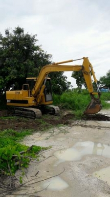 ขาย!! >>> CAT E70B <<< พร้อมใช้งานไฟฟ้าครบ มีลายหัวเจาะ คอนโทลนสั้น ทำงานดี ราคา 430,000 บาท ขาย!! >>> CAT E70B <<< พร้อมใช้งานไฟฟ้าครบ มีลายหัวเจาะ คอนโทลนสั้น ทำงานดี ราคา 430,000 บาท