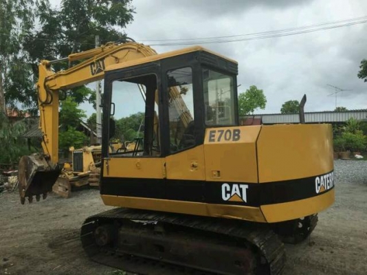ขาย!! >>> CAT E70B <<< พร้อมใช้งานไฟฟ้าครบ มีลายหัวเจาะ คอนโทลนสั้น ทำงานดี ราคา 430,000 บาท