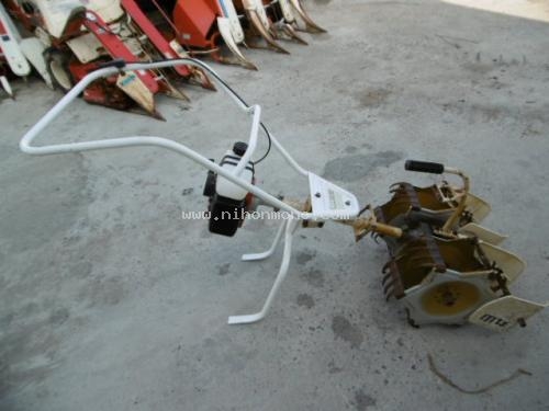 เครื่องกำจัดวัชพืชในร่องข้าว MARUYAMA MKC-304 เบนซิน 2 จังหวะ 3 แรง เก่าญี่ปุ่น www.nihonmono.com เครื่องกำจัดวัชพืชในร่องข้าว MARUYAMA MKC-304 เบนซิน 2 จังหวะ 3 แรง เก่าญี่ปุ่น www.nihonmono.com