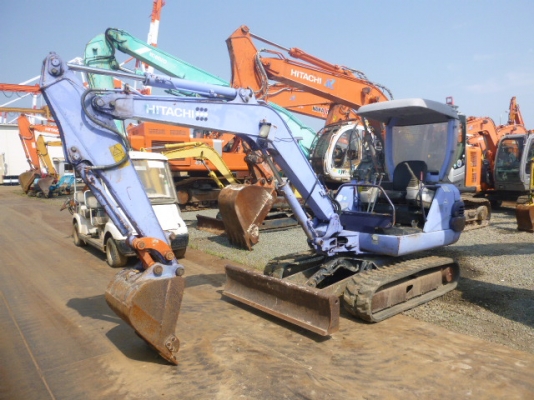 Hitachi EX35-2 เก่าญี่ปุ่น นำเข้าเองจากญี่ปุ่นถึงไทยสิงหานี้