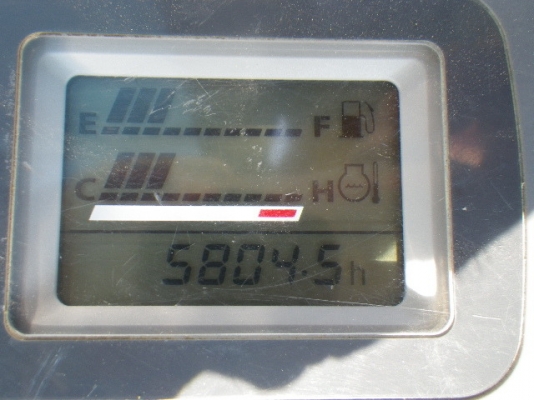 Hitachi ZX40U เก่าญี่ปุ่น ตู้เก๋ง เครื่อง Isuzu สนใจโทร 081-858-1834 แบงค์