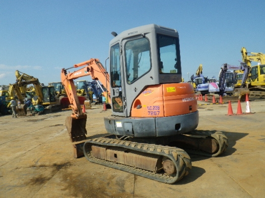 Hitachi ZX40U เก่าญี่ปุ่น ตู้เก๋ง เครื่อง Isuzu สนใจโทร 081-858-1834 แบงค์