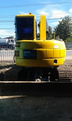 ขายรถแมคโค โคมัสสุ pc75uu2 มือสอง