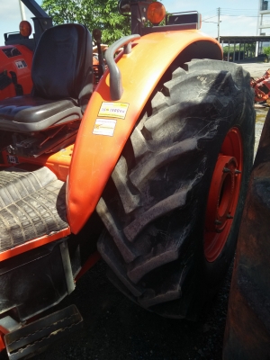 รถแทรกเตอร์ M8540 รถสภาพสวยๆน่าซื้อ ชั่วโมงงาน 2,958 ชั่วโมง ดาวน์ 80,000 บาท