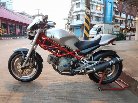 ขายคับ DUCATI M400 ปี2001 ของแต่งล้น ชิวหน้าแต่ง ท่อคู่แต่ง แฮนด์แต่ง บังโคลนหน้าหลังเคฟล่า กระจกปลายแฮนด์ ครอบท้าย อินวอยส์ สรรพสามิตร ราคา 83500 บาท ส่งได้ทั่วไทยคับ สนใจติดต่อ 081-0578282 FACEBOOK ชาญณรงค์ ป๊อป ชัยอมฤต ไอดีไลน์ POPBIGBIKESAKON คับ สนใจ