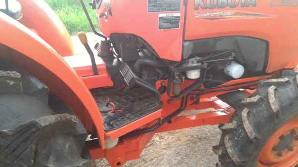 ขายรถไถ KUBOTA L3608 พร้อมดันหน้าตราช้าง ยางใหม่ 4 เส้น ทะเบียนพร้อมโอน ราคา 265,000 DC Tractor Rayong 0818618678,0899347475 id line=0818618678 id line=0899347475 มีรถขนส่งบริการทั่วไทย https://www.facebook.com/DC-Tractor-Rayong-307154532717928/shop?ref=p ขายรถไถ KUBOTA L3608 พร้อมดันหน้าตราช้าง ยางใหม่ 4 เส้น ทะเบียนพร้อมโอน ราคา 265,000 DC Tractor Rayong 0818618678,0899347475 id line=0818618678 id line=0899347475 มีรถขนส่งบริการทั่วไทย https://www.facebook.com/DC-Tractor-Rayong-307154532717928/shop?ref=p