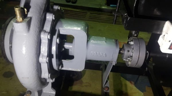 เครื่องสูบนํ้าขนาดใหญ่ประกอบใหม่