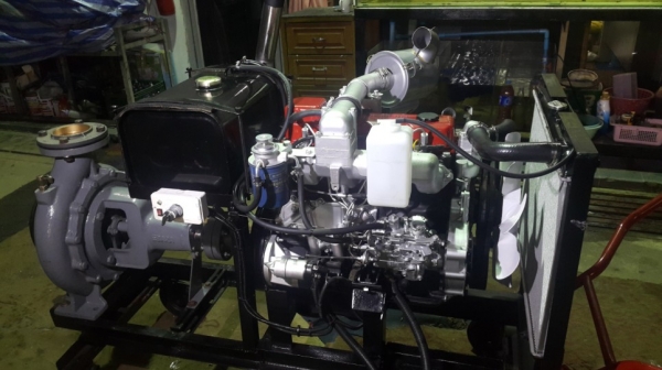 เครื่องสูบนํ้าขนาดใหญ่ประกอบใหม่