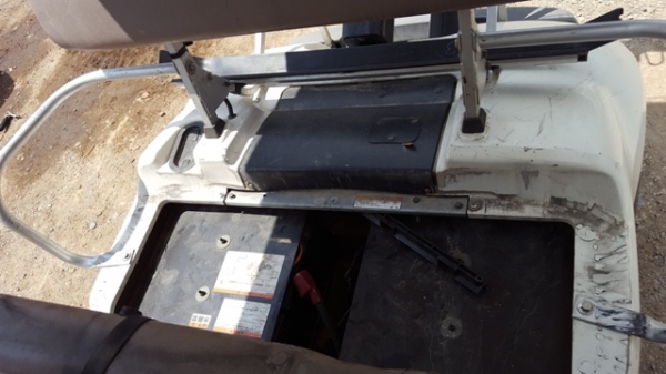 รถกอล์ฟ YAMAHA 4 ที่นั่ง BATTARY