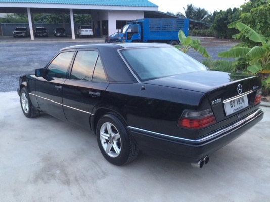 ขาย benz E280 สีดำ ปี91 เครื่องJ LPG ภายในสวย ขาย benz E280 สีดำ ปี91 เครื่องJ LPG ภายในสวย