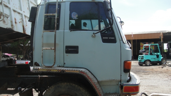 หัว ROCKY เดิมๆของครบ ขาหน้า-หลัง กันชน กรอง บังฝุ่น ภายในสวย ราคาถูก