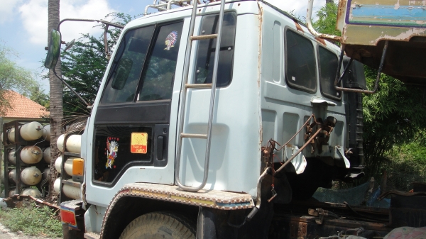 หัว ROCKY เดิมๆของครบ ขาหน้า-หลัง กันชน กรอง บังฝุ่น ภายในสวย ราคาถูก