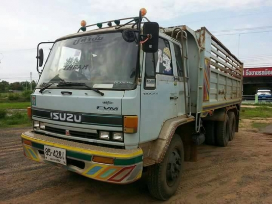 ขายรถดั้ม2เพลา ร็อกกี้FVZ 175แรง สโลกลาง พาวเวอร์ เบรกจิฟฟี่ ภายในสวย ยางดี สภาพพร้อมใช้งาน เอกสารถูกต้อง เล่มทะเบียนพร้อมโอน ราคา650,000 สนใจโทร 090-8588220คุณนะ 093-3258446คุณบิว หรือเข้าดูสินค้าอื่นๆได้ที่ www.narong2truck.com หรือ www.truck.in.th/498