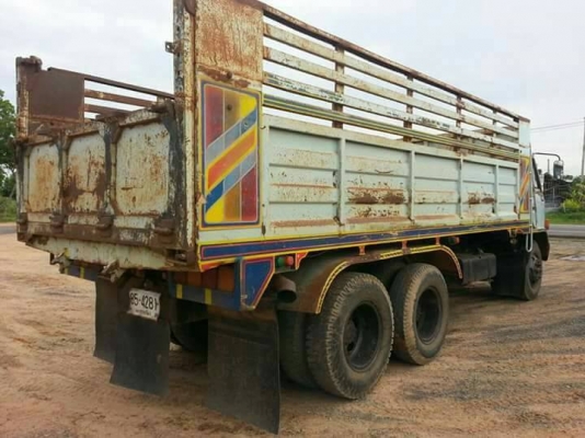 ขายรถดั้ม2เพลา ร็อกกี้FVZ 175แรง สโลกลาง พาวเวอร์ เบรกจิฟฟี่ ภายในสวย ยางดี สภาพพร้อมใช้งาน เอกสารถูกต้อง เล่มทะเบียนพร้อมโอน ราคา650,000 สนใจโทร 090-8588220คุณนะ 093-3258446คุณบิว หรือเข้าดูสินค้าอื่นๆได้ที่ www.narong2truck.com หรือ www.truck.in.th/498